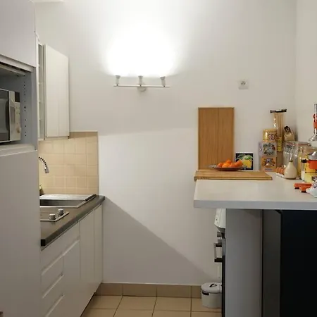 Appartamento Au Coeur Du Marais Donnant Sur Cour Parigi